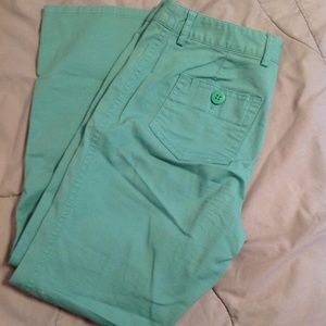 2P Mint green capris